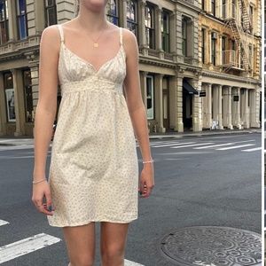 Arianna Cotton Dress Brandy Melville